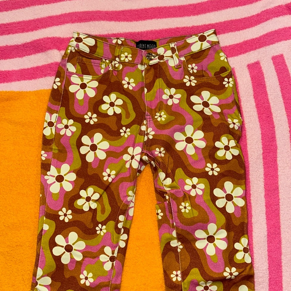 Current mood Dolls kill retro 70s swirl psychedelic cropped pants